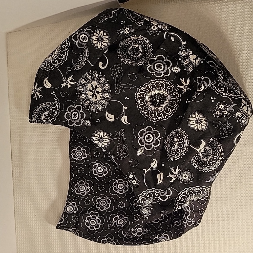 Thirty One skirt both black and white floral designs.
